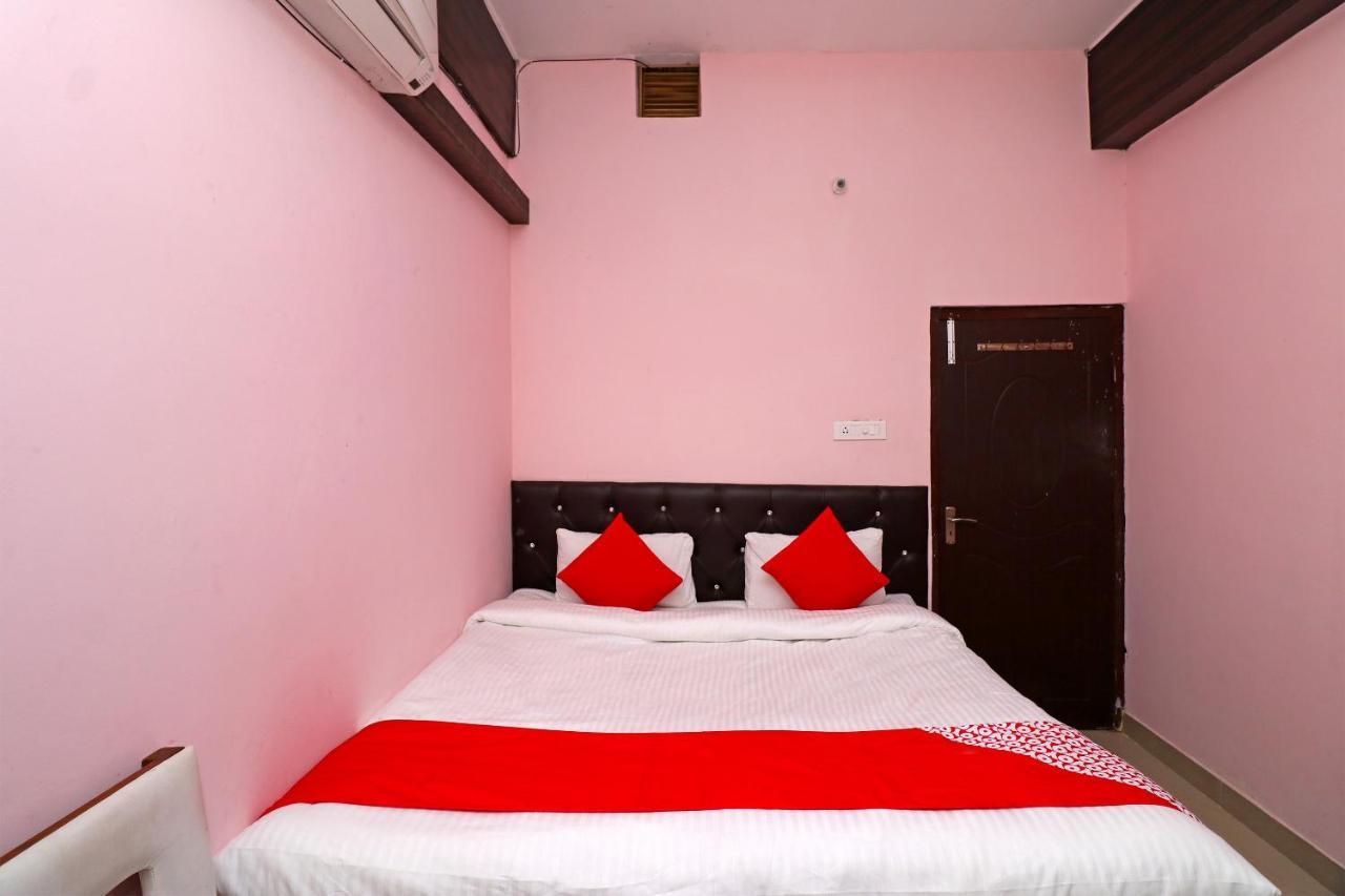 Oyo 24572 Express Inn Lucknow Ngoại thất bức ảnh